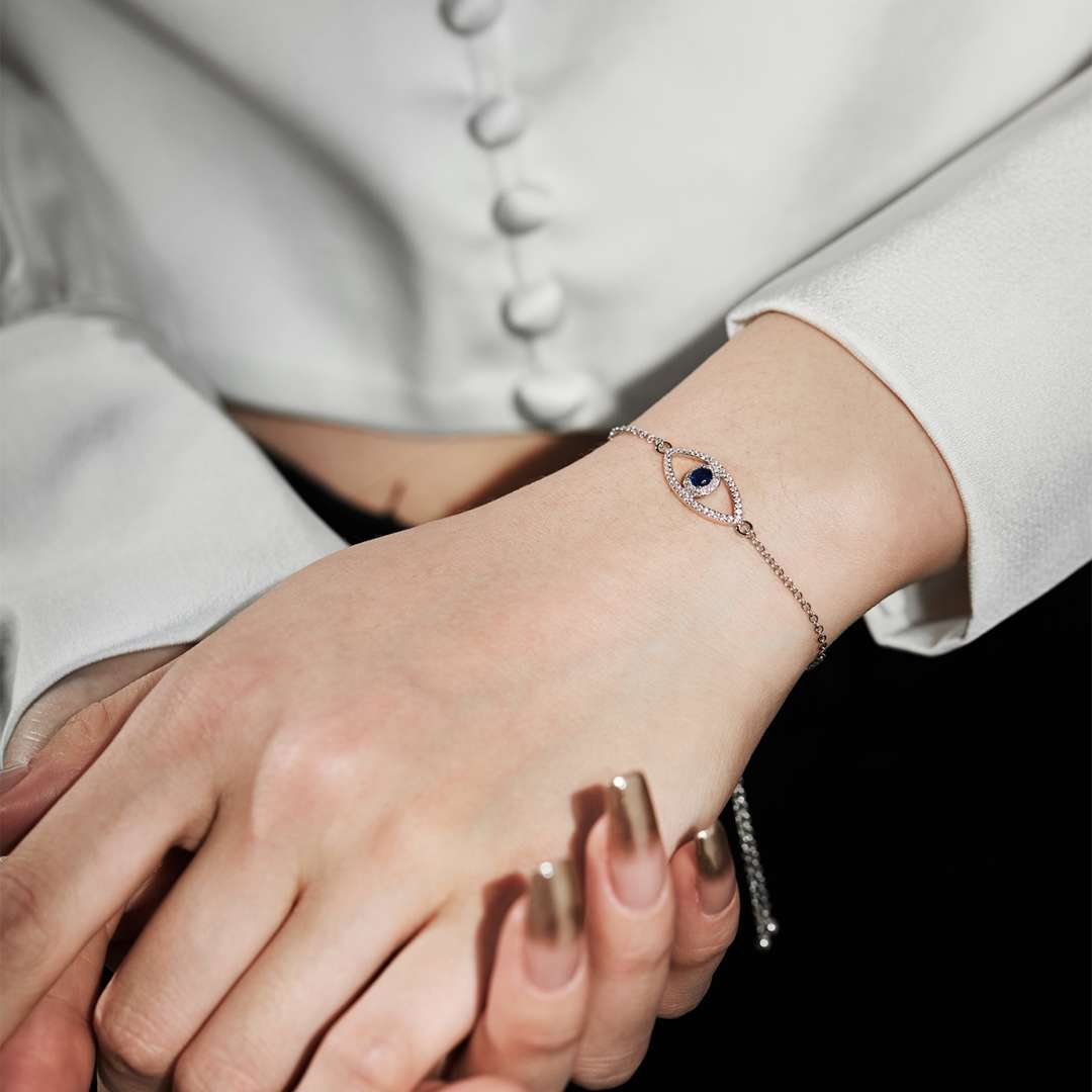 [baslovejewels]Devil's Eye Hollow Design Bracelet