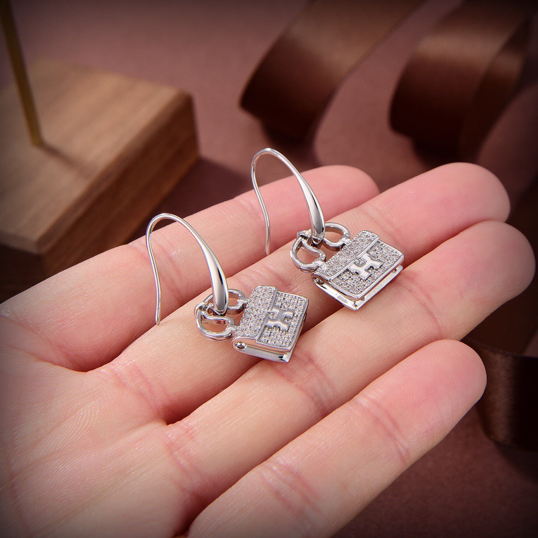 [baslovejewels]KELLY DIAMOND EARRINGS
