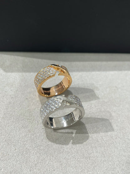 [baslovejewels]LIENS EVIDENCE  DIAMOND PAVED RING
