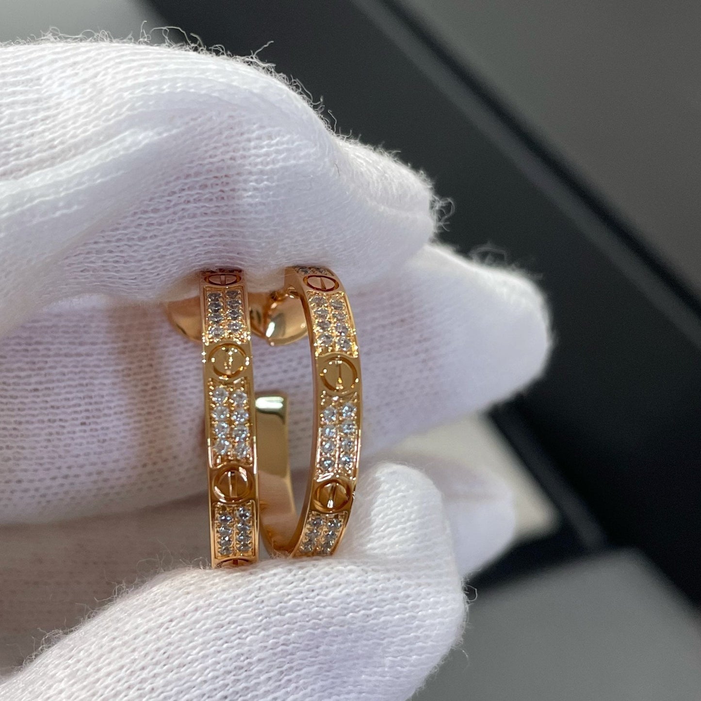 [baslovejewels]LOVE DIAMOND PINK GOLD HOOP EARRINGS
