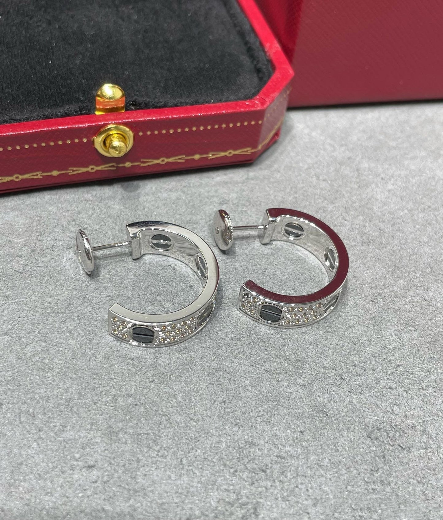 [baslovejewels]LOVE CERAMIC DIAMOND PAVED SILVER EARRINGS