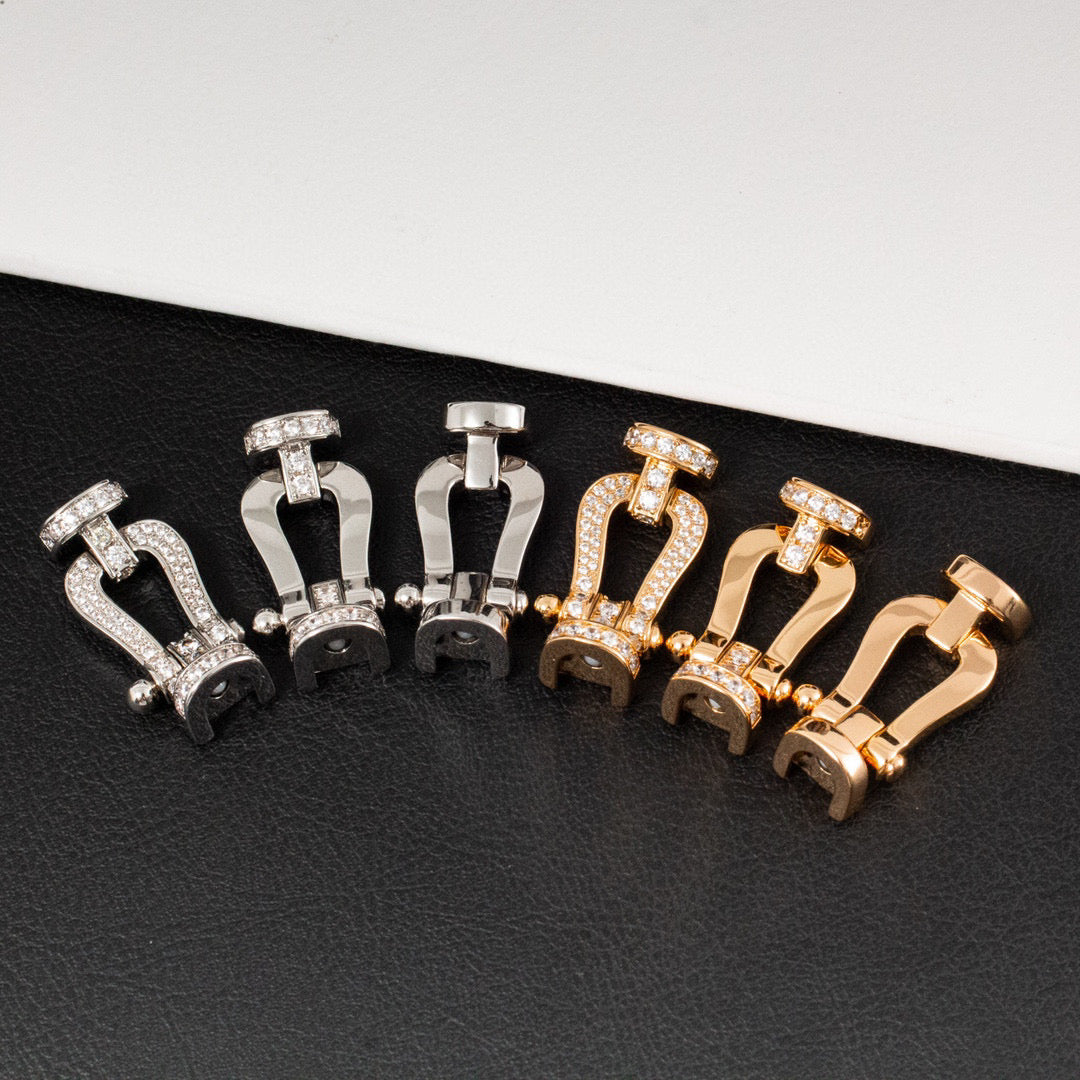 [baslovejewels]FORCE LARGE HORSESHOE HALF DIAMOND BRACELET SILVER