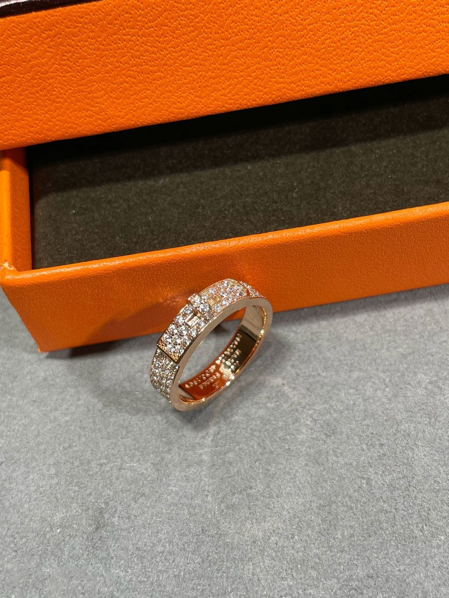 [baslovejewels]KELLY PINK GOLD DIAMOND RING