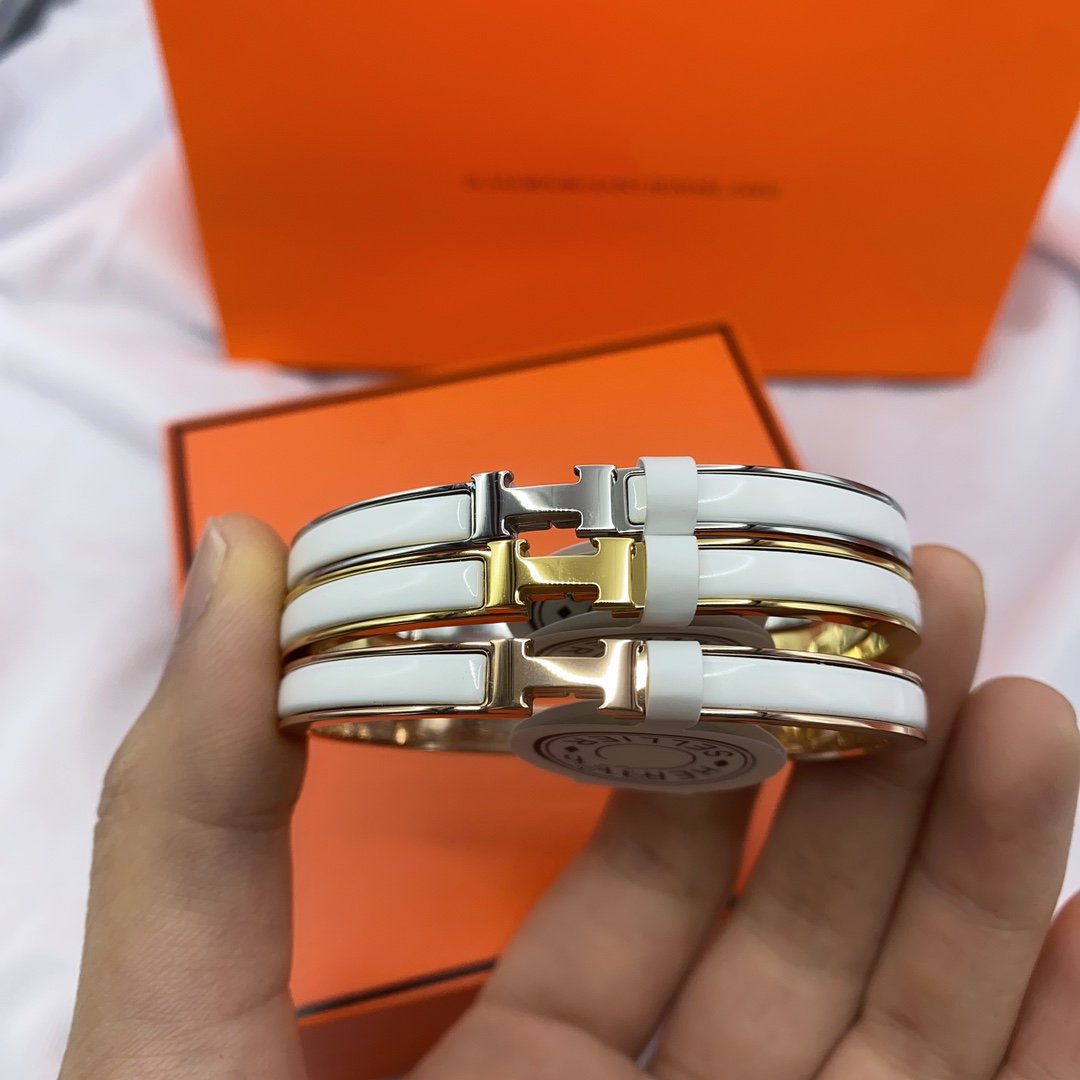 [baslovejewels]CLASSIC HM CLIC WHITE 8MM ENAMEL BRACELET