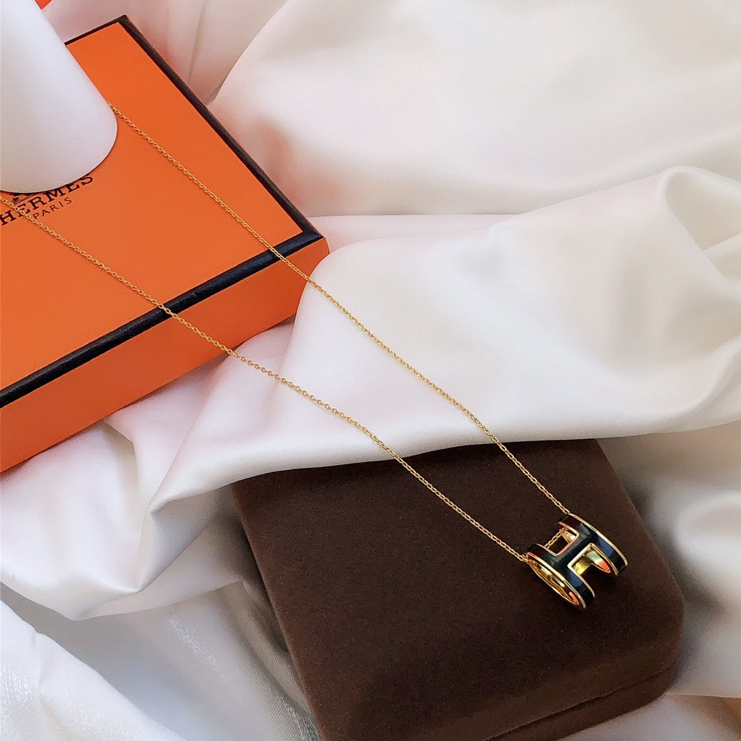 [baslovejewels]HM CLIC BLACK ENAMEL GOLD NECKLACE