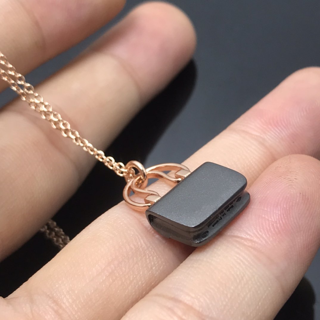 [baslovejewels]WOMEN'S HM AMULETTES CONSTANCE PENDANT NECKLACE