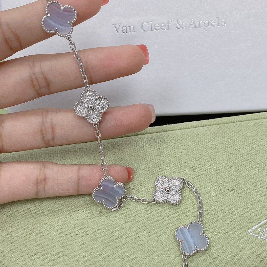 [baslovejewels]CLOVER  5 MOTIF DIAMOND PURPLE CHALCEDONY BRACELET SILVER